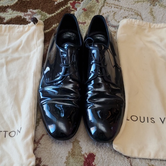 Black Louis Vuitton (7.5) - Picture 1 of 5